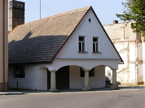 Dobruska Brothel
