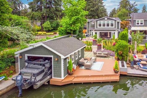 Lake Oswego Brothel