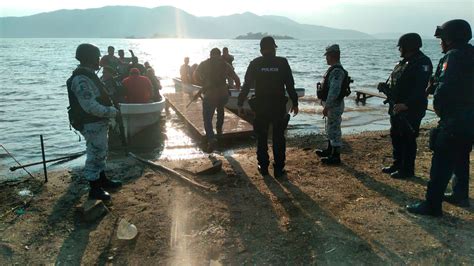 Isla Soyaltepec Burdel