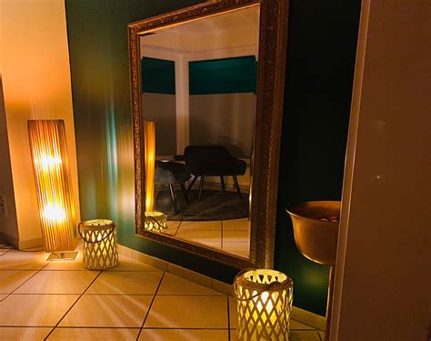 Lachen Erotik Massage