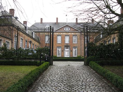 Sint Kwintens Lennik Find A Prostitute