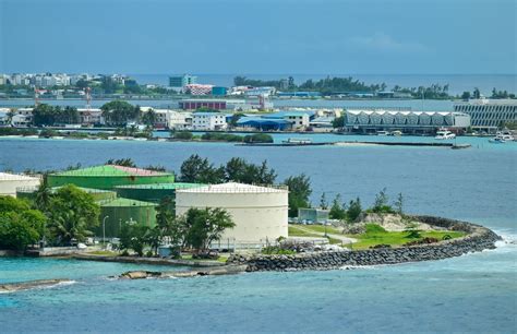 Funadhoo Prostituta