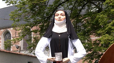 Lessines Prostituta
