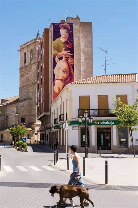 Quintanar De La Orden Prostitute
