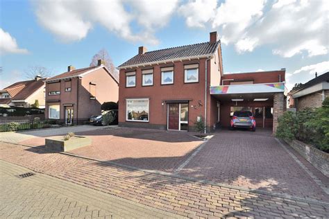 Sint Willebrord Prostitute