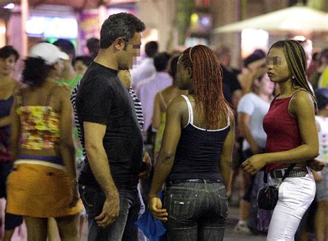 Spelle Prostitute