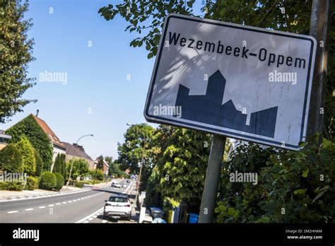 Wezembeek Oppem Sex Dating