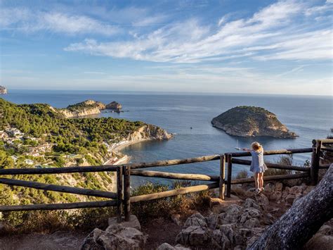 Javea Whore