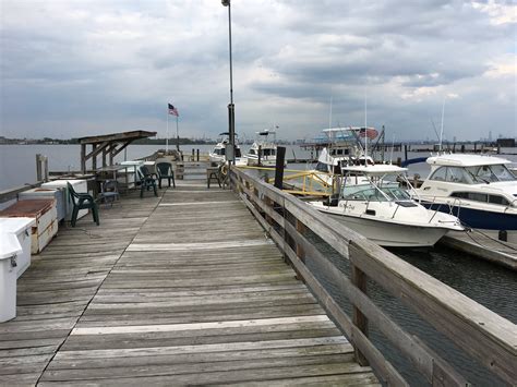 Mariners Harbor Whore