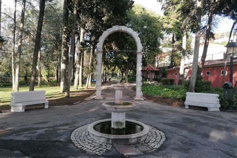 Oeiras Whore